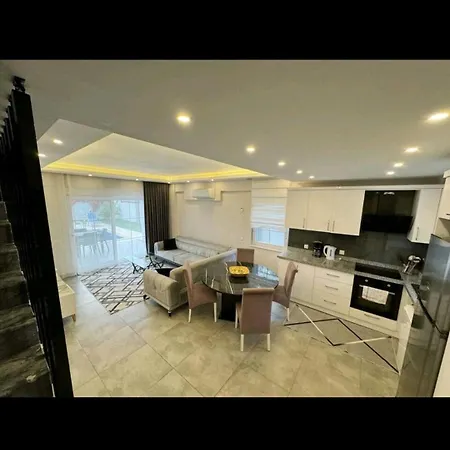 Villa Diamond Muestakil